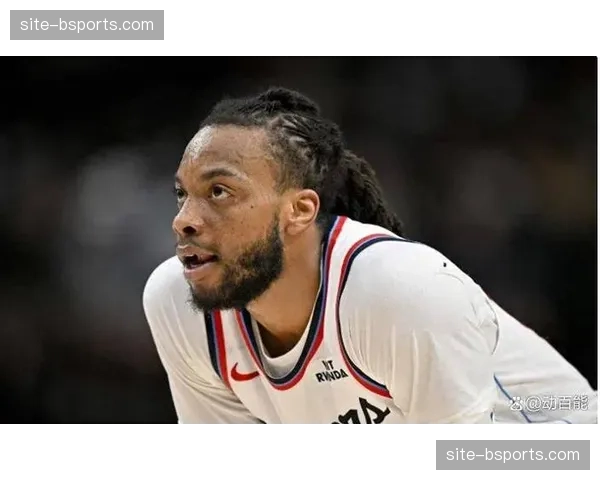 开拓者114-104战胜快船终结对手五连胜 西部第八位置争夺战悬念再起 开拓者114-104战胜快船终结对手五连胜 西部第八位置争夺战悬念再起